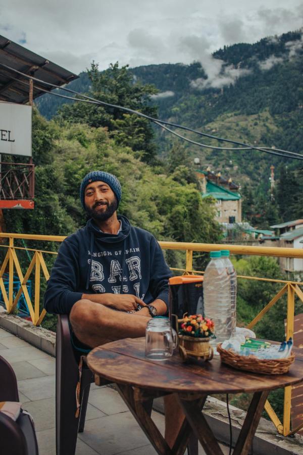 Hostel Moustache Manali Exterior foto